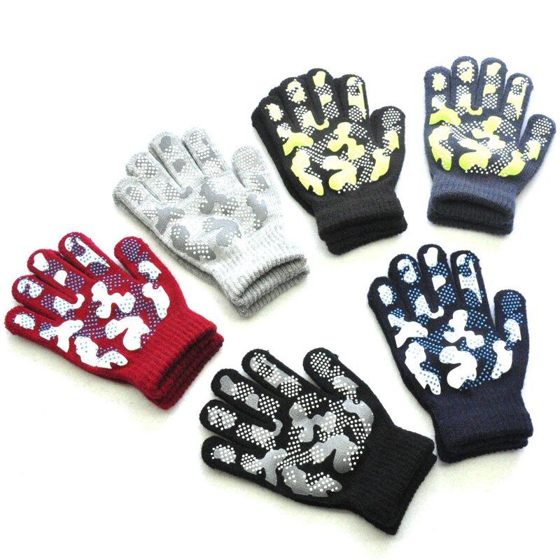 Warmom-guantes de punto cálidos para niños, manoplas antideslizantes de PVC de Color camuflaje para deportes al aire libre, de invierno, para 5-11 años