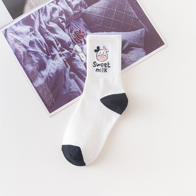 Japanse retro zwart witte koe in de buis persoonlijkheid all-match sportsokken ijs strepen casual trendy damessokken: 10