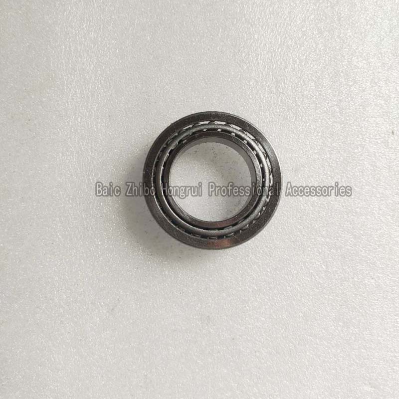 For BAIC Beijing BJ40Lb40 front wheel hub bearing front axle head bearing front wheel inner and outer bearing: Outer bearing small