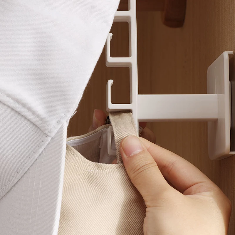 Capsorganisator for oppheng av hattehenger med , 6 kroker, sterk selvklebende støtte for capser, multifunksjonelt hattebøylestativ for veggbevaring av capser