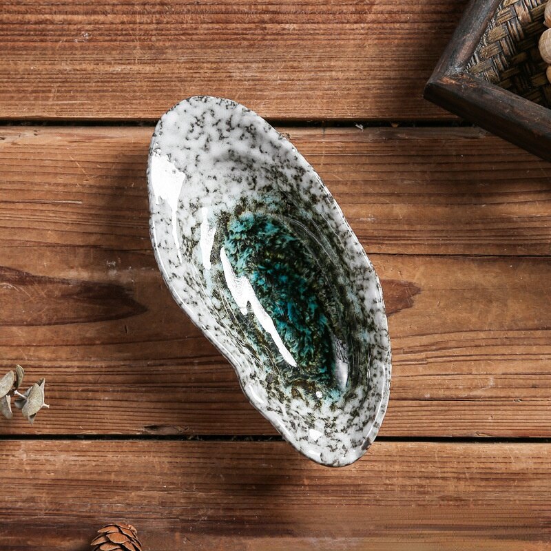 Shell Shape Ceramic Tableware Sushi Dishes Sashimi Snacks Plate Oyster Shell Dish For Japanese Restaurant Hotel: 7 inches