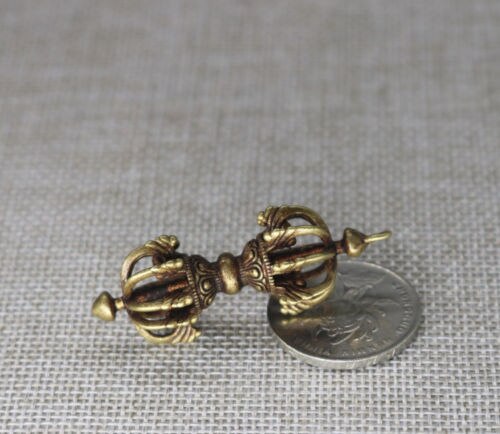 Chinese Collectibles Pure Brass Tibetan Vajra Dorje Small Pendant Statue