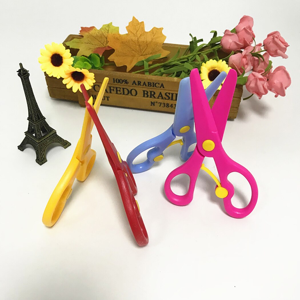 Tijeras de seguridad de corte de papel para niños DIY tijeras de juguete para estudiantes tijeras para niños artículos de dibujo artístico 4 colores empaquetados para la venta