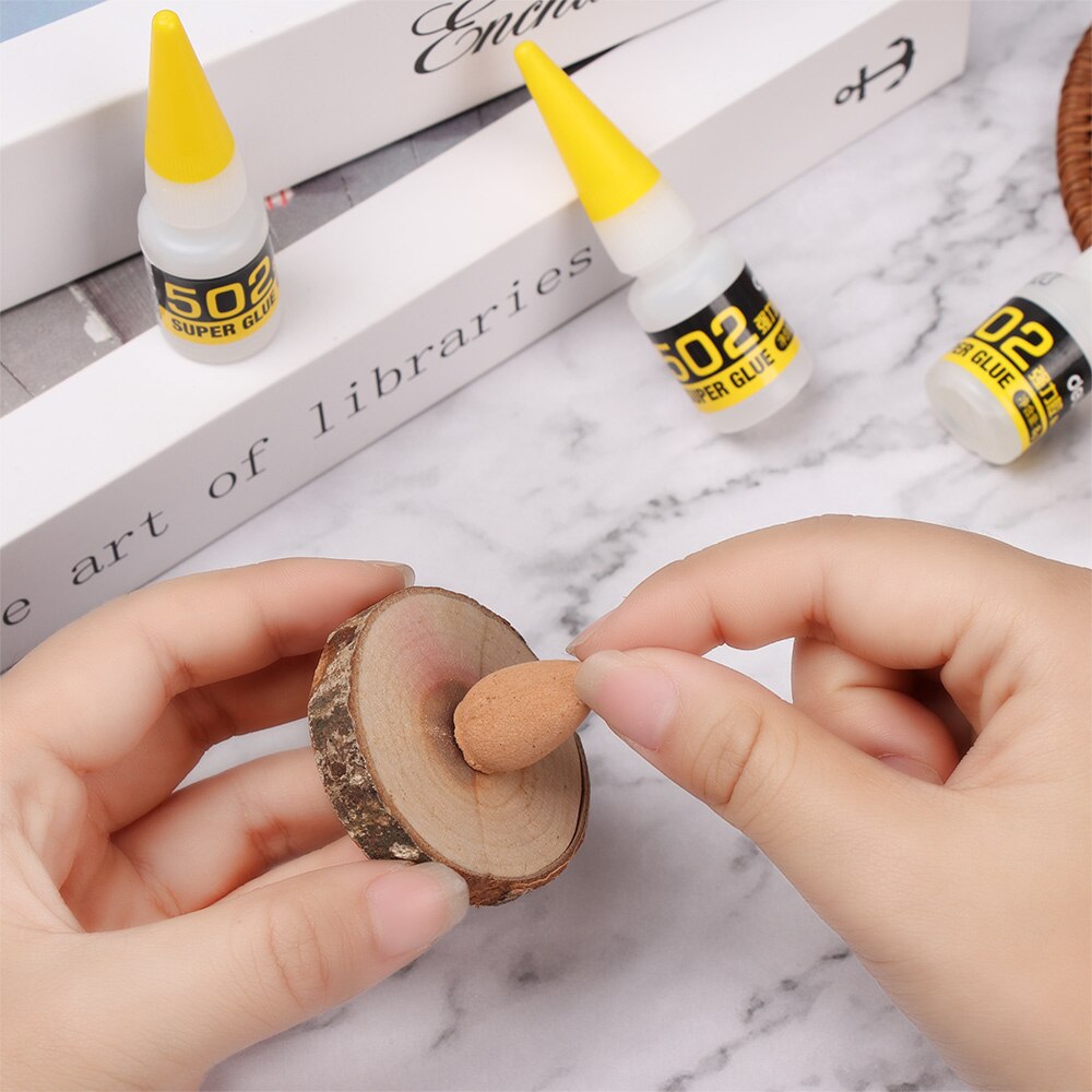 1Pc 25g/30g Zelfklevende Onmiddellijke Sterke Lijm Sterke Bond Fast 502 Ultra-Sterke cyanoacrylaat Sneldrogende Lijm