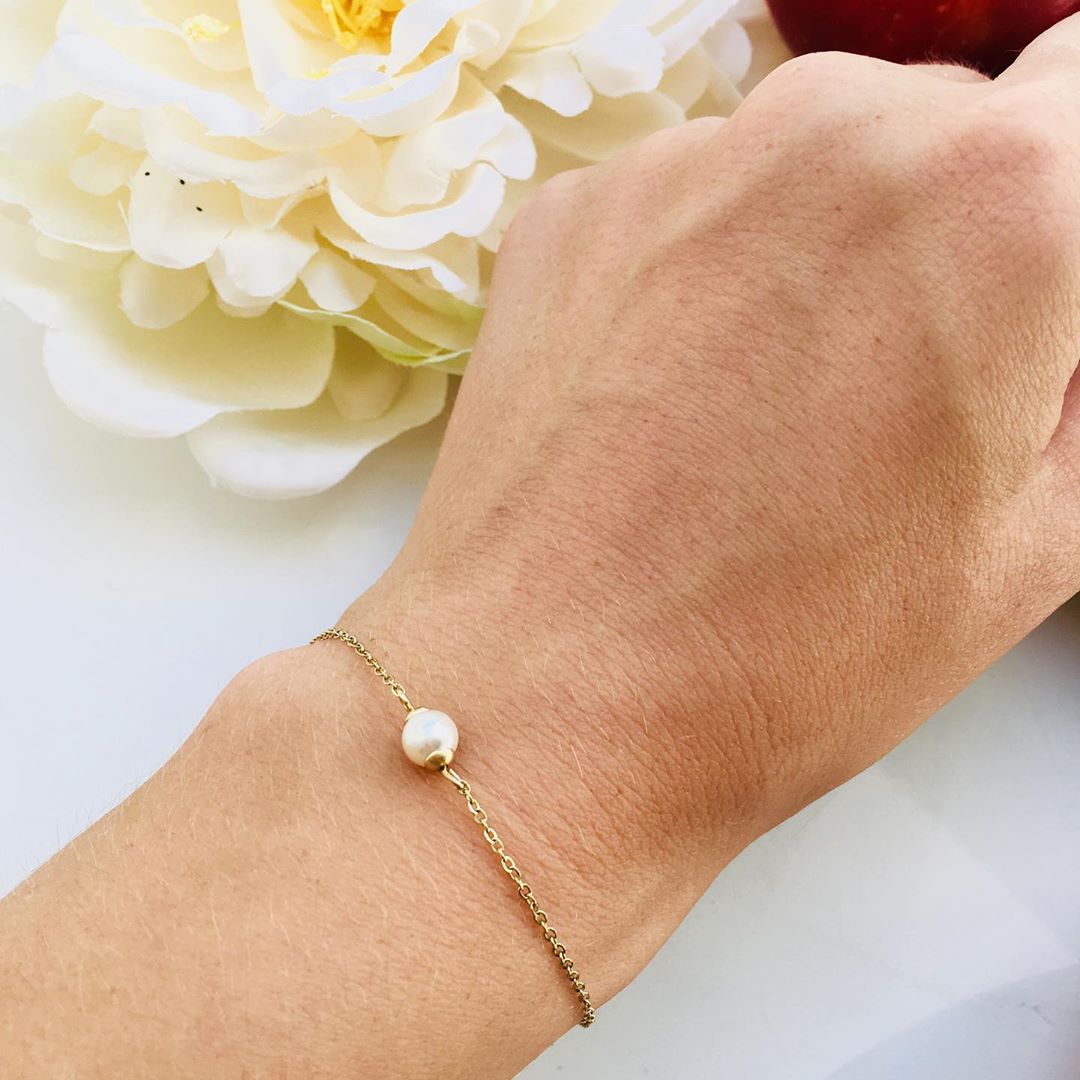 Sunibi Rvs Armband Voor Vrouwen Zeeschelp Gesimuleerd-Parel Ultra Dunne Kettingschakel Armband Sieraden