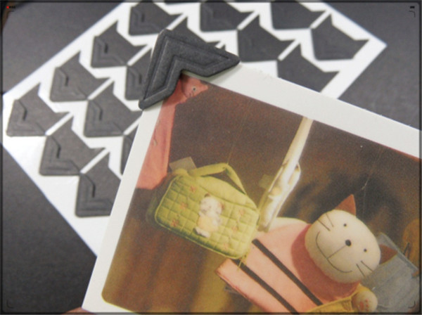 24 pcs (1 sheets) DIY Photo Album Scrapbook Corner Sticker Photo Albums kraft Paper Stickers for Photo Albums Frame Decoration
