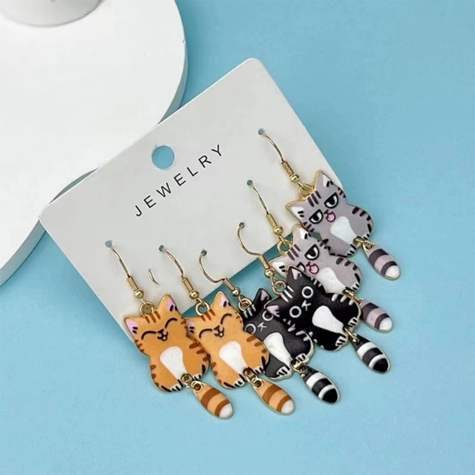 3 par roliga och söta emaljlegering hängande kattörhängen färgade kattöronsmycken för kvinnor och flickor