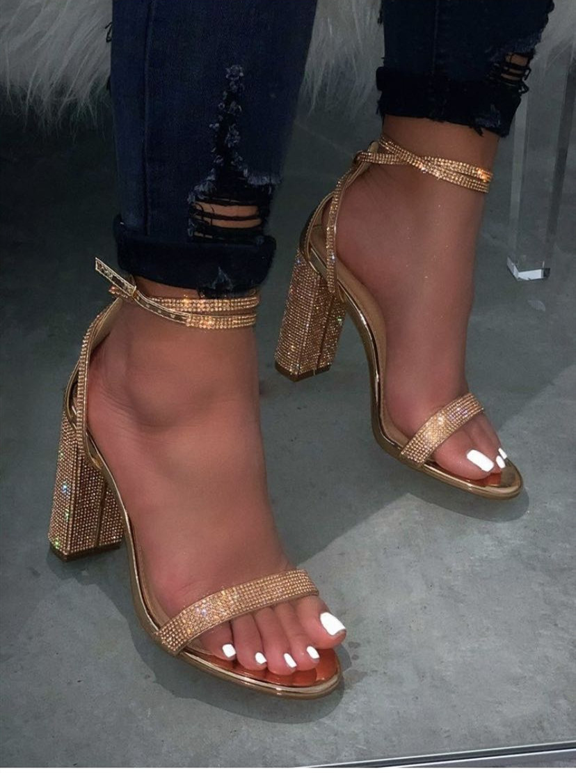 Strass dam sandaler fyrkantigt högt ankelskydd häl rund tå kontor dansspänne rem festklackar silver sandaler: Aprikos / 39