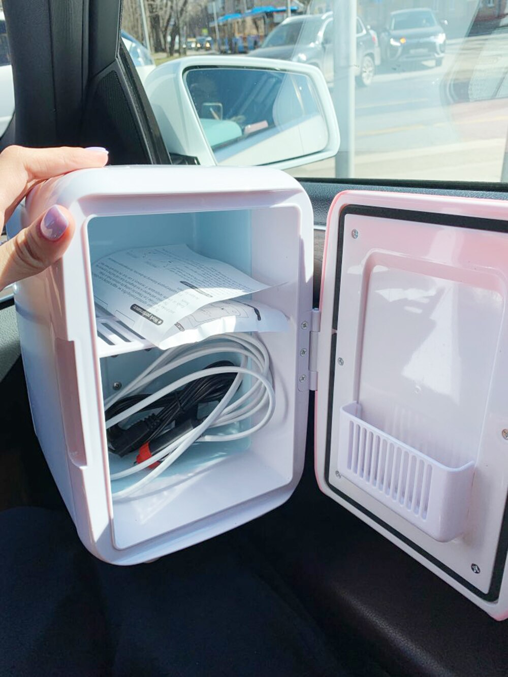 4L Dual-Use Home Car 12V 220V Use Refrigerators Ultra Quiet Low Noise Car Mini Refrigerators Freezer Cooling Heating Box Fridge