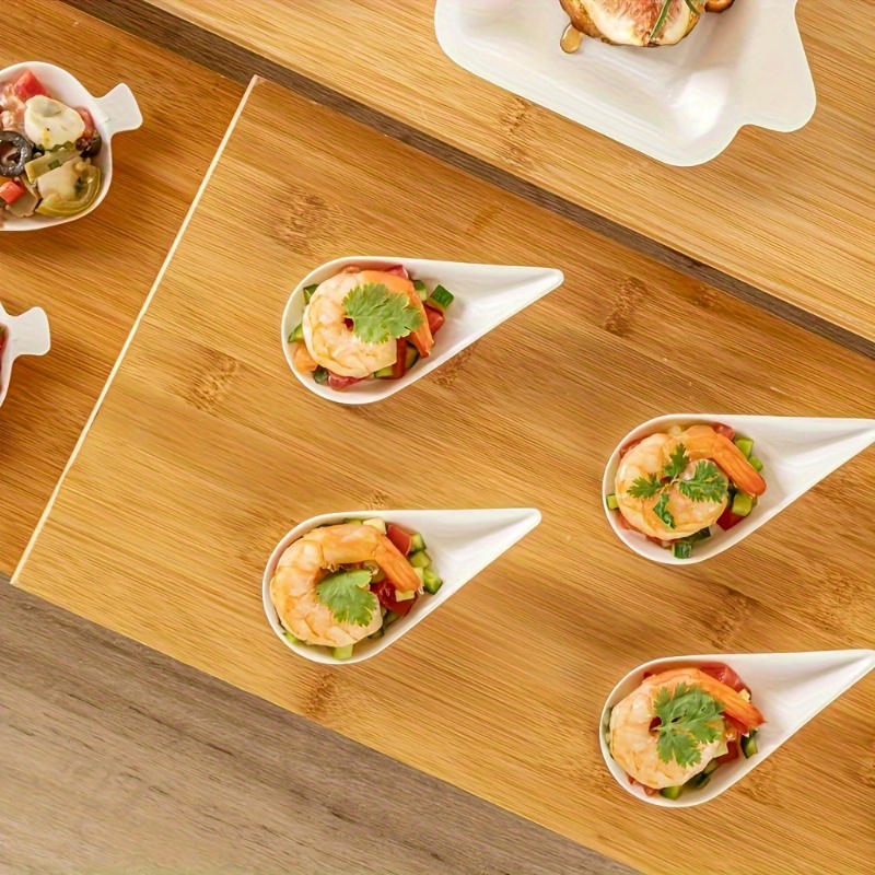 Plato de postre de 50 Uds., bandejas de para servir platos caseros, platos desechables de gota de agua para cena de frutas, papel