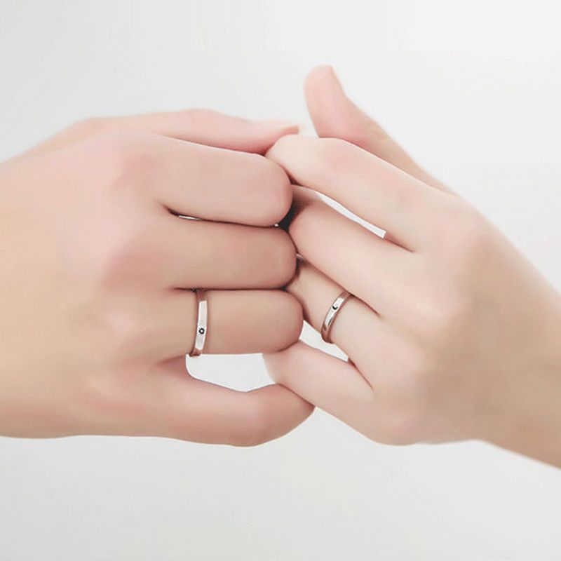 2 Pcs Sun and Moon Lover Couple Rings Set Promise Wedding Bands for Him and Her Jewerly