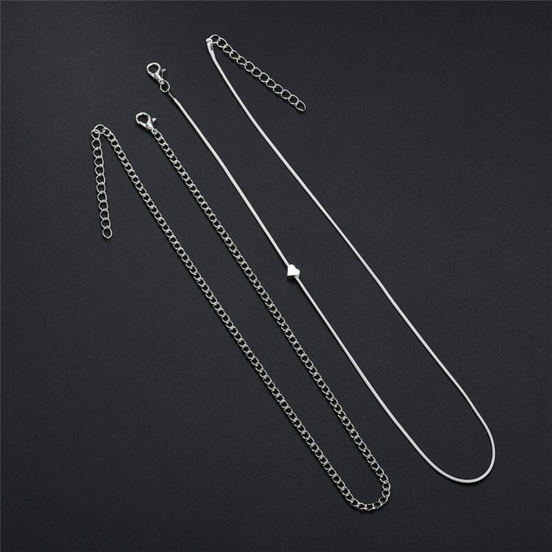 Bracelet de cheville de couleur argent pour femmes, style bohémien, accessoire de cheville sur la jambe, avec cœur, pour pieds nus, chaîne, bijoux de plage