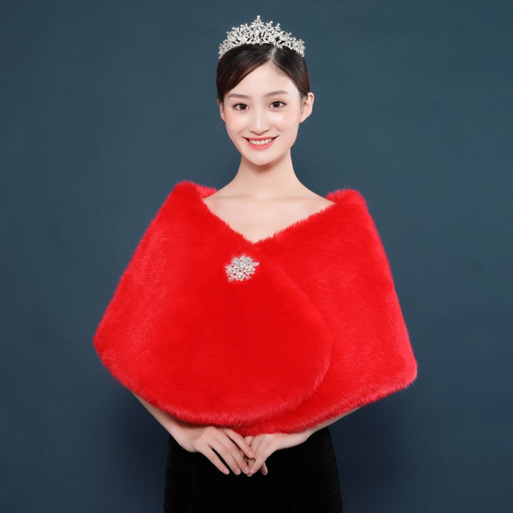 verrotten Schwarz Pelz Faux Winter Bolero Frauen Braut Schal Hochzeit Kap Auf Lagerbier Braut Mäntel Hochzeit Mantel Jacke Für Abend Party: rot mit Brosche