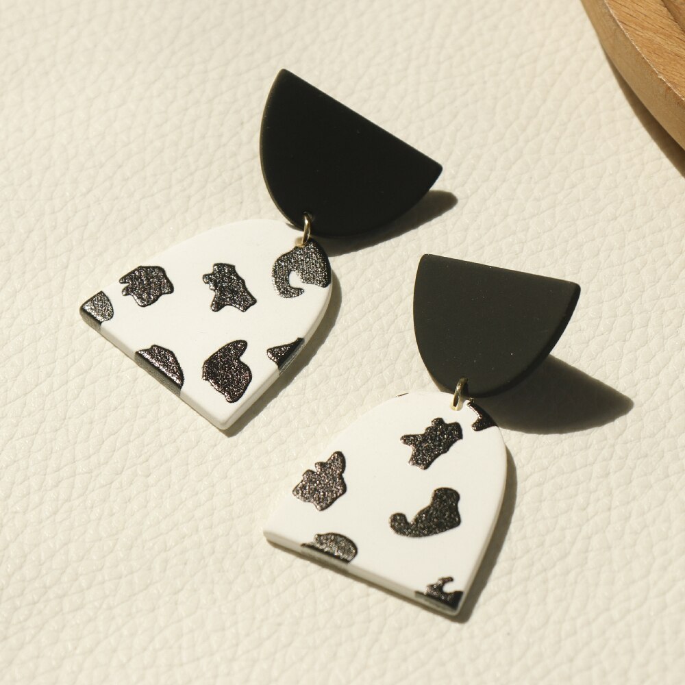 Classic Black White Large Geometric Acrylic Earrings for Women Irregular Exaggeration Long Earring Jewelry Pendientes: A011068