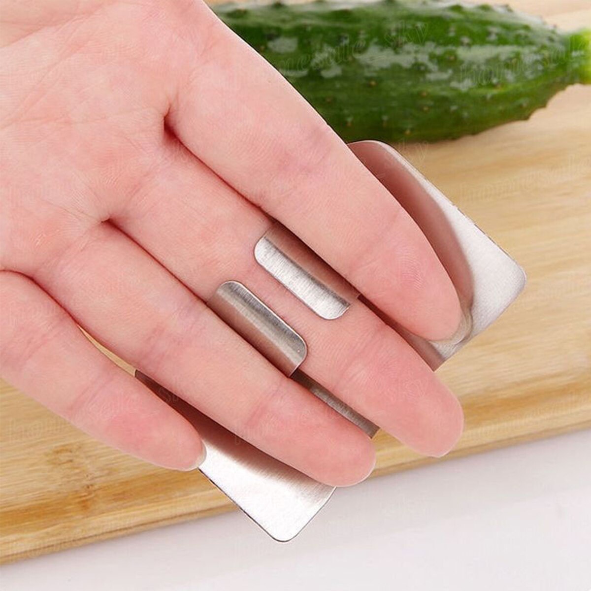 1 Pcs Kitchen Finger Hand Protector Guard Stainless Steel Chop Slice Shield Kitchen Cook Knife Cut Finger Protection Tool