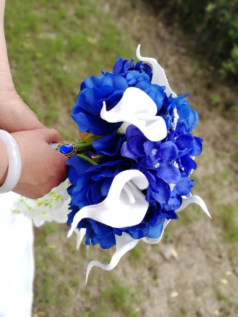 Royal Blue Wedding Bouquet Bridal Bouquet Wedding Flowers Artificial Pears Rhinestone White Calla Lilies Ramos de novia