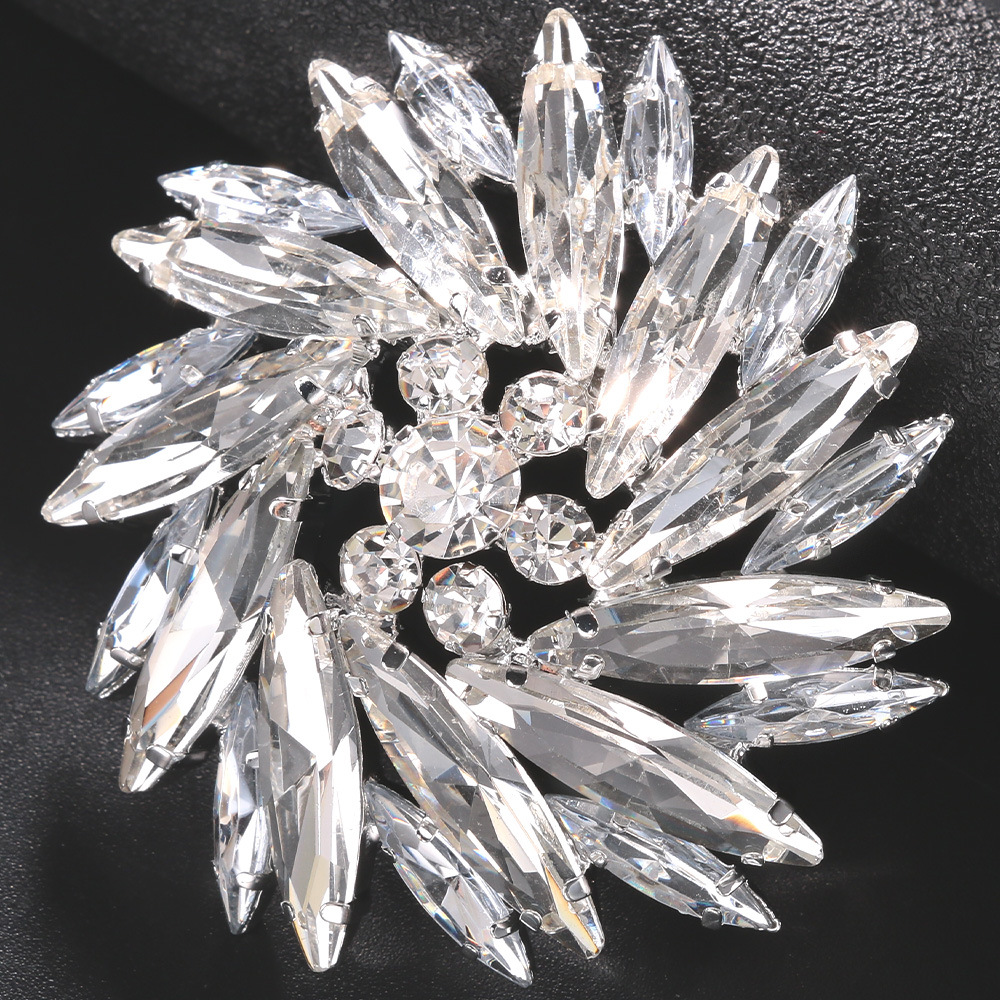 Pendientes grandes con forma de flor de sol y diamantes de imitación para mujer, joyería de para boda, Boutique, accesorios para pendientes con Clip