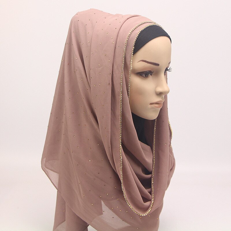 Yiwu usine femme musulmane en mousseline de soie chaude turquie arabe froissé hijab écharpe: Marron