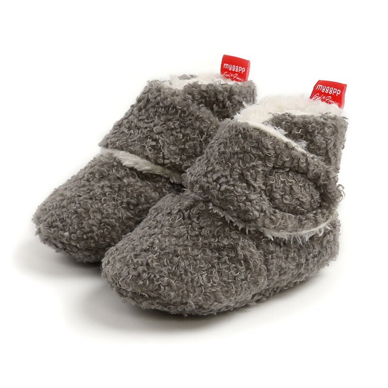 Inverno do bebê recém-nascido meninas botas de neve sapatos sólida cashmere de pelúcia retalhos botas moda fundo macio sapatos berço quente: H / M