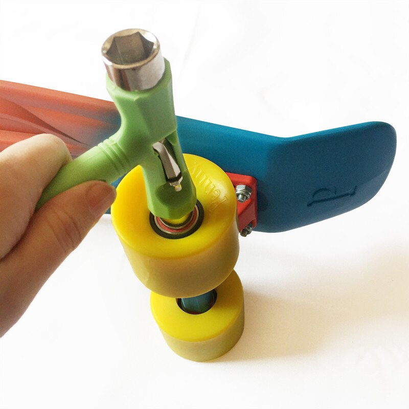 Herramienta de Skateboard tipo T, destornillador todo en uno, Mini herramienta para patinar, multifunción