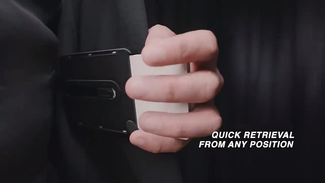 Espulsore di carte di manipolazione Trucchi magici Porta carte discreto Produzione di carte svanendo Magia Puntelli Illusioni sceniche Espedienti