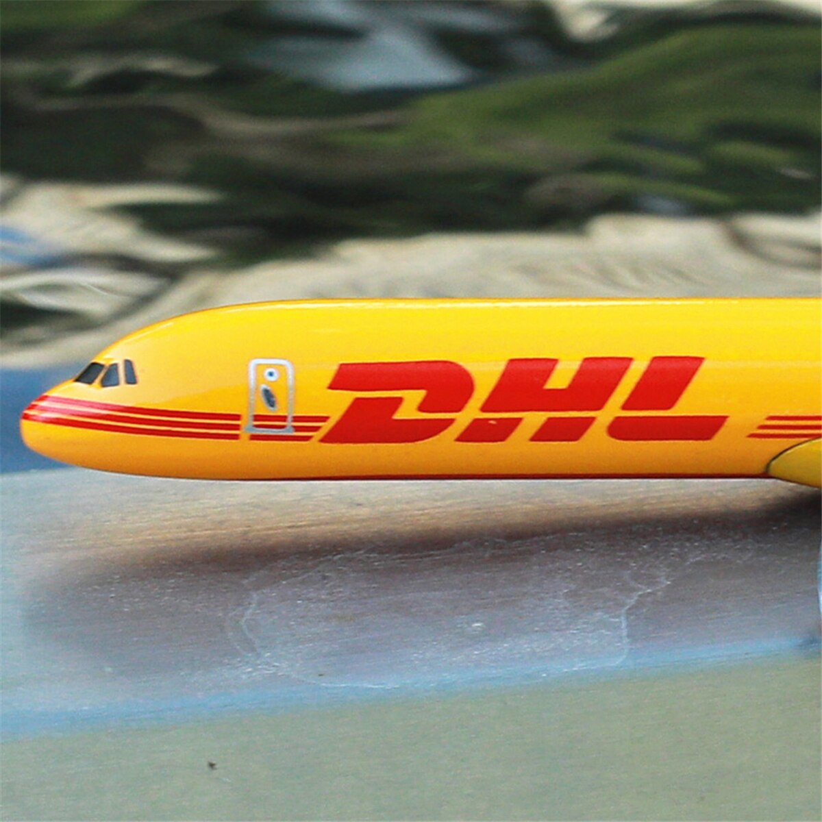 DHL Boeing 757 Cargo Aircraft Alloy Diecast Model 15cm Aviation da collezione in miniatura Souvenir Ornament con supporto