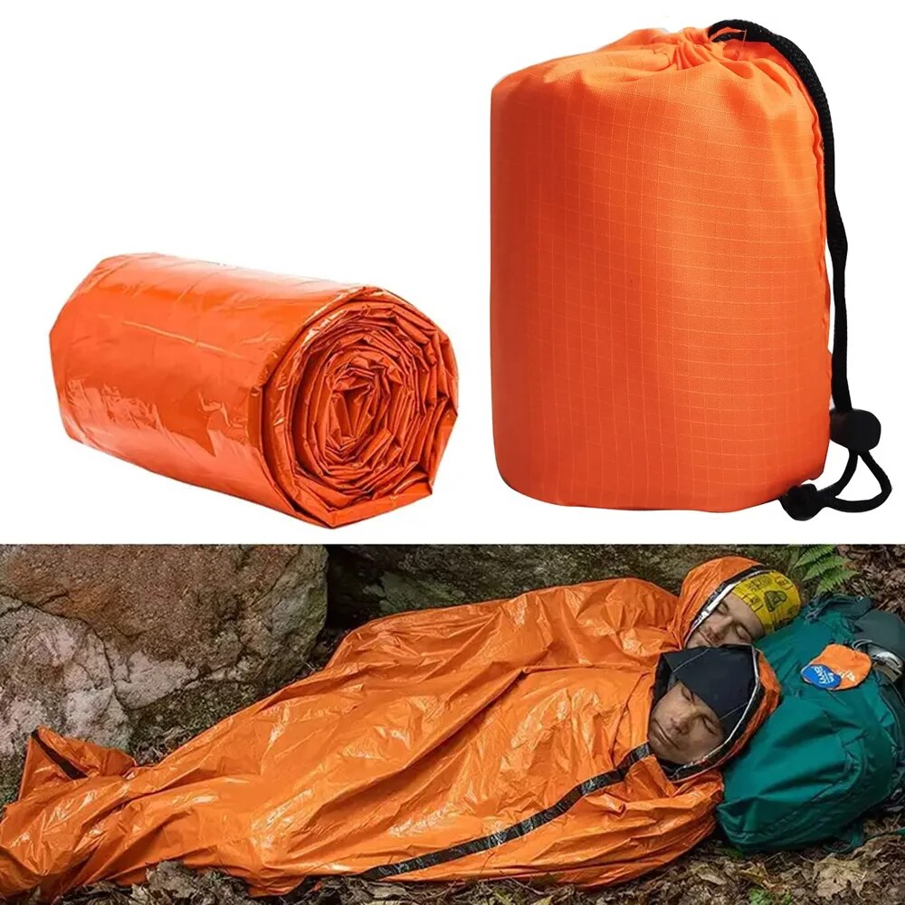 Sac de couchage d'urgence, couvertures thermiques en Mylar Ultra imperméables, sac de couchage de survie léger, garde au pour le Camping et la randonnée