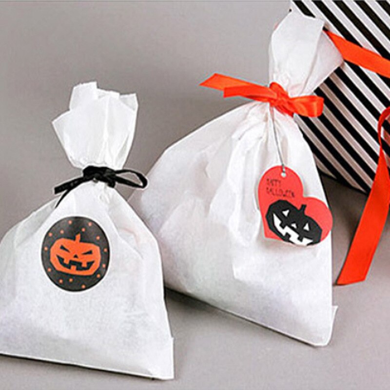50 stk slik æske hængemærker halloween dekorationer tegneserie kranie flagermus græskar tags til børn emballage taske indretning bil bjstore