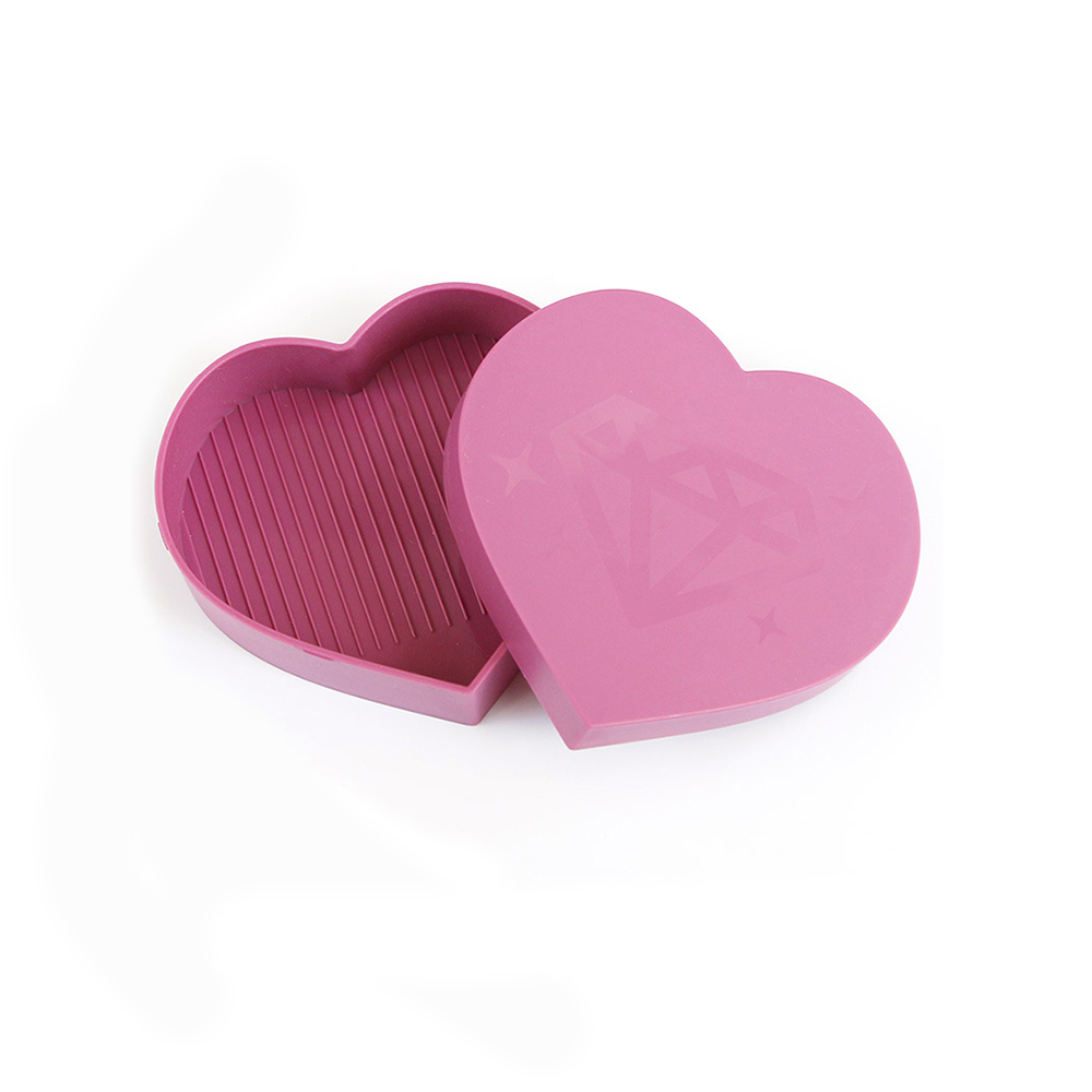 Heart-Shaped Diamond Painting Tray Beading Plates Square Round Rhinestone Storage Tray Cross Stitch Embroidery Accessories: 8x7.5cm Purple