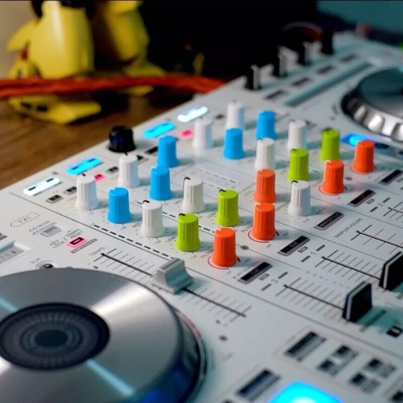 36 Stück Drehknöpfe für Traktor Kontrol Z1 Z2 S2 S4 S5 S8 DJ Controller Mixer
