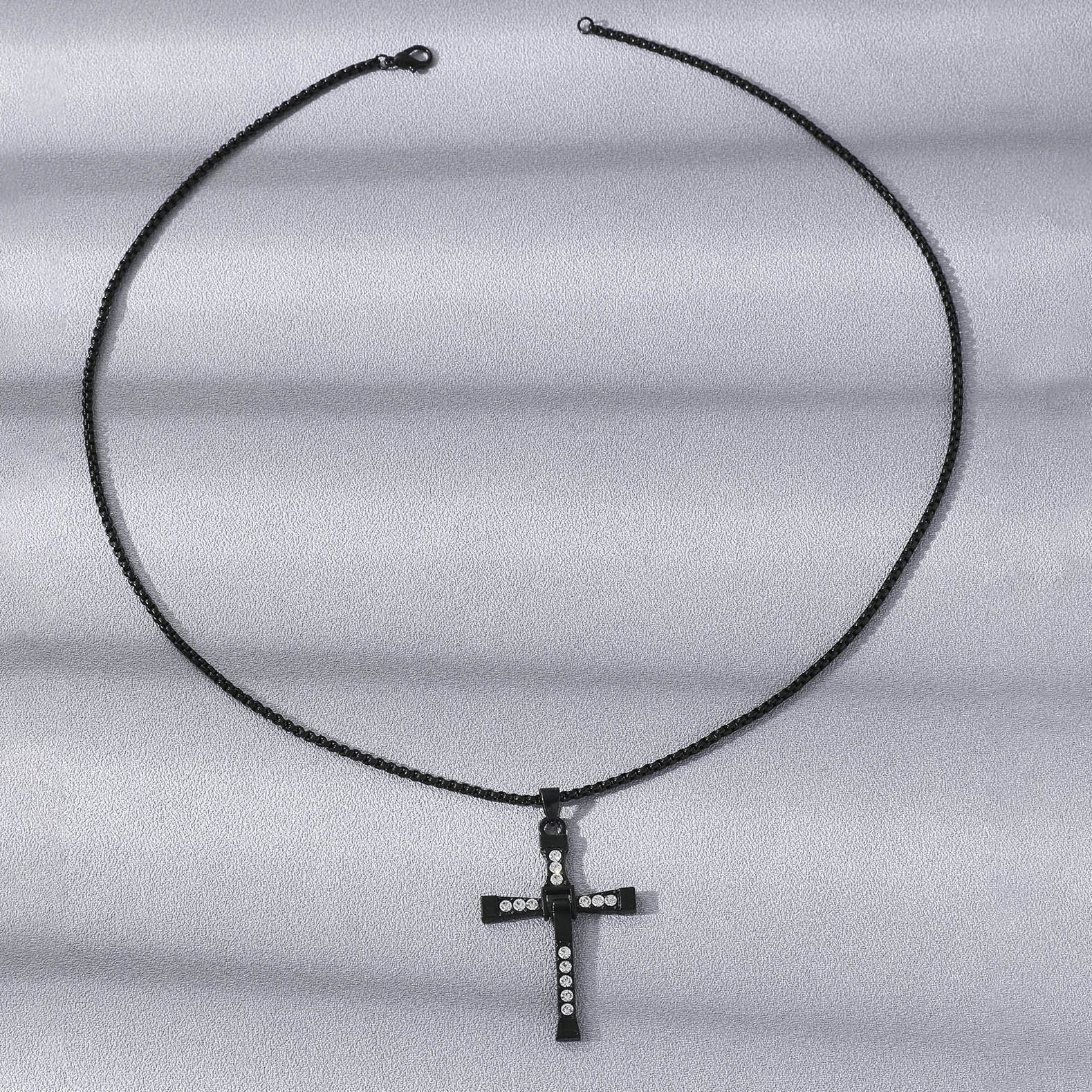 Dominic Toretto la celebridad rápida y furiosa Vin Diesel artículo cristal Jesús hombres Cruz colgante collar joyería de: Rojo-marrón