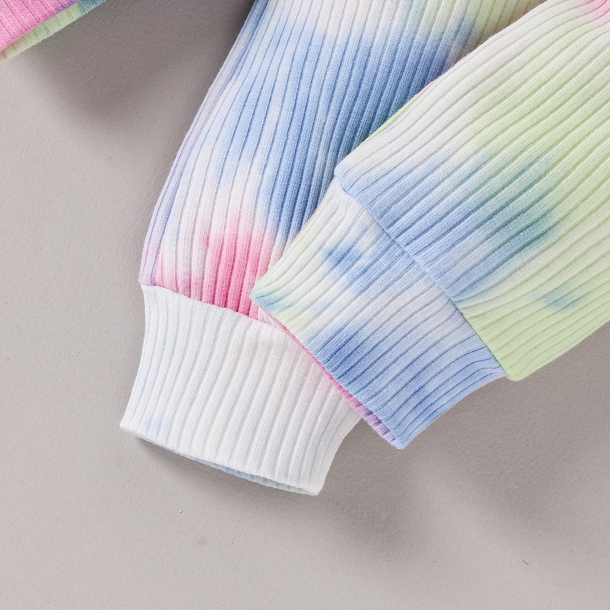 6m-4 jaar 2 stuks babymeisje lente herfst geribbelde tie dye print outfits gerimpeld lange mouwen ruche t-shirt + strik broek set