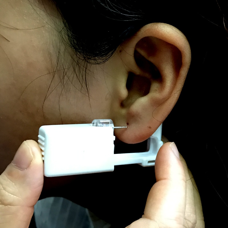 1 Unit Wegwerp Veilig Steriele Oor Piercing Unit Neus Ring Oorbel Stud Piercing Gun Piercer Tool Machine Kit stud