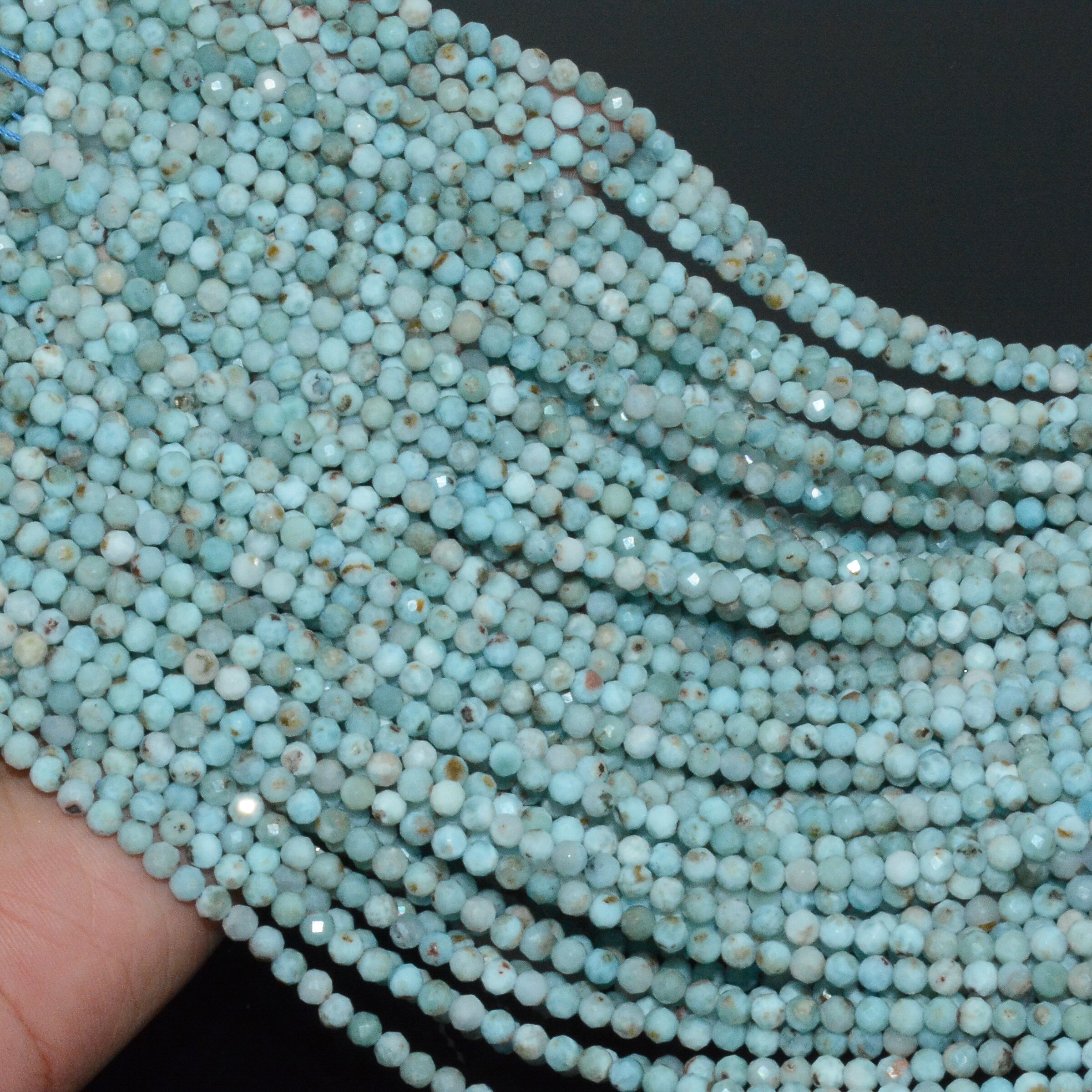 Natürliche, einfache, facettierte larimar-rundperlen 4mm