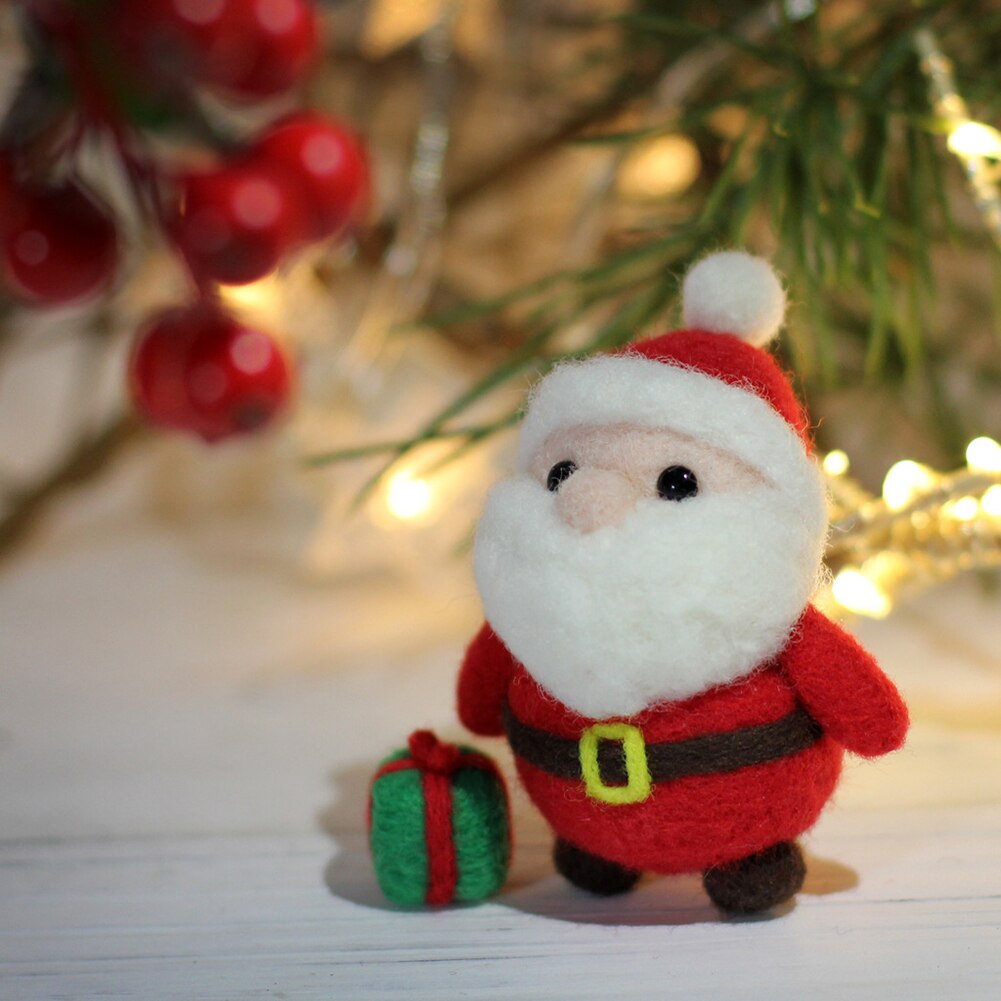 Håndlavede kæledyr dukke uld filt nål stukket kitting diy sød dyr hund elg hamster uld filt pakke ikke-færdig: Julemanden