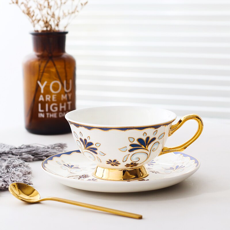 Keramisk kopp kaffe enkelt kontor guldkant arabiskt kaffe set ljus lyx par europeiska tazas de café drinkware  be50cp: Stil 1