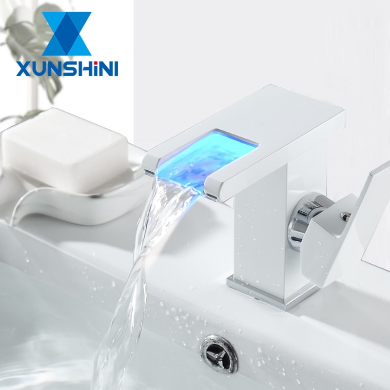Xunshini badeværelsesvask led vandfaldsarmatur rgb farveændring og koldt håndvaskarmatur messingarmaturarmaturvask vandhane toilethaner