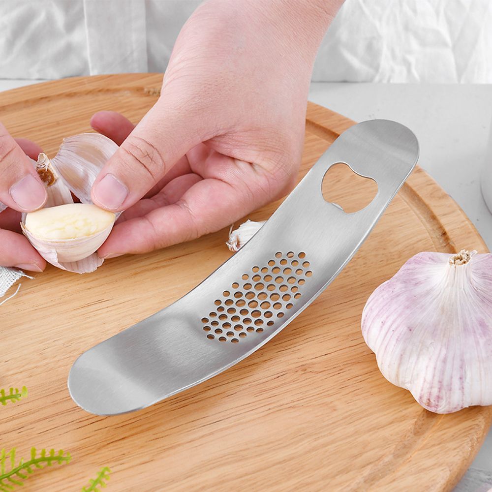 Multifunctional Stainless Steel Arc Rocker Rocking Garlic Press Crusher Mincer Chopper Kitchen Tools Bottle Opener Can Opener