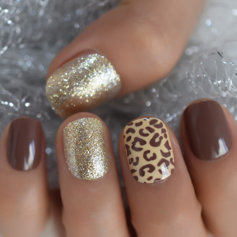 Sexet leopardprint brun abs nail art korte runde kunstige negle mousserende mønster falske negle 24 stk
