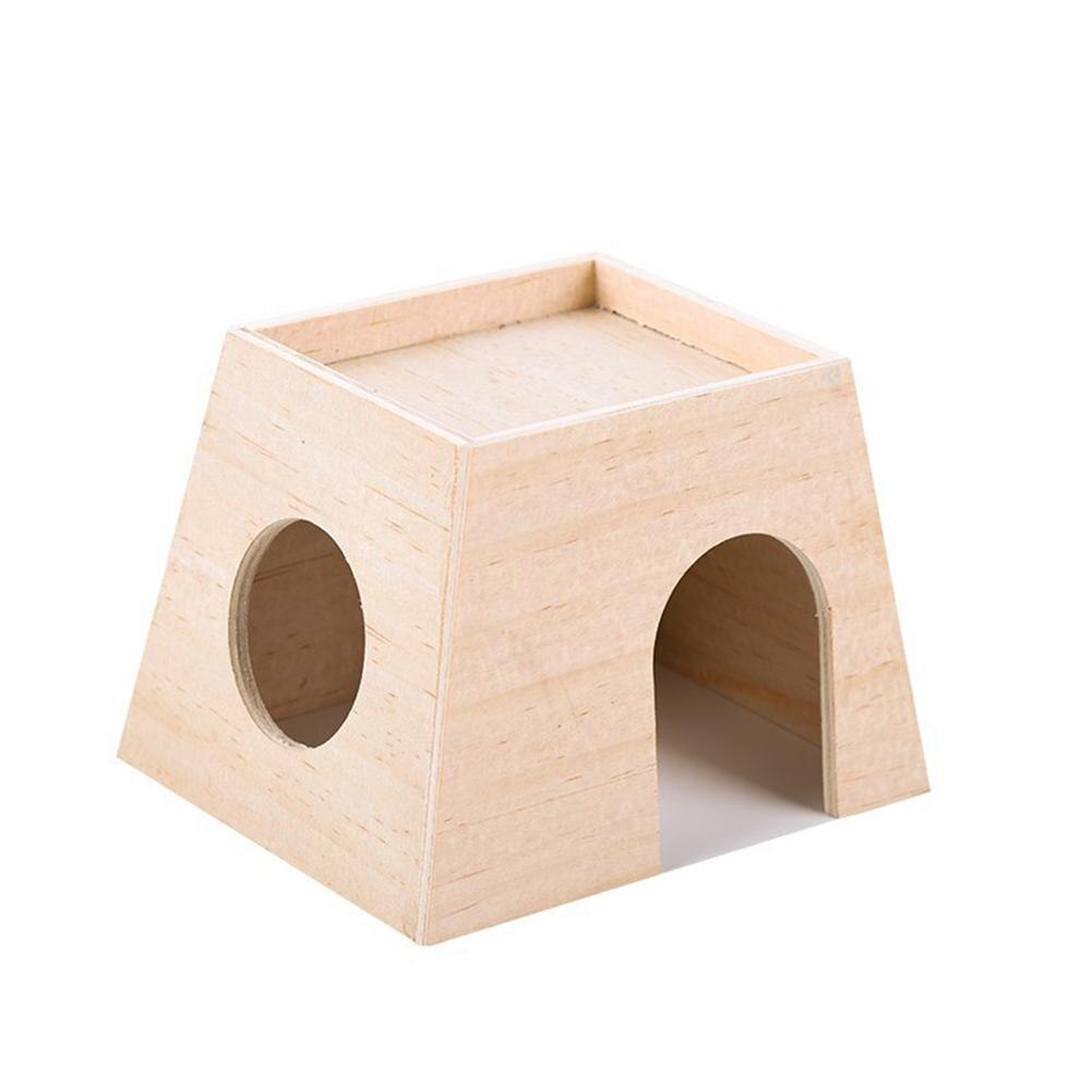 Hongerige Egels Tijdens Winterslaap Wakker: Voer Ze In De Tuin Met Kattenbrokjes Met Kip