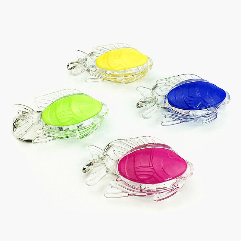 Llavero con luz LED en forma de pez Mini, juguete de que facilita a los niños juguete para bolso de artilugios colgantes, juguetes luminosos, de navidad