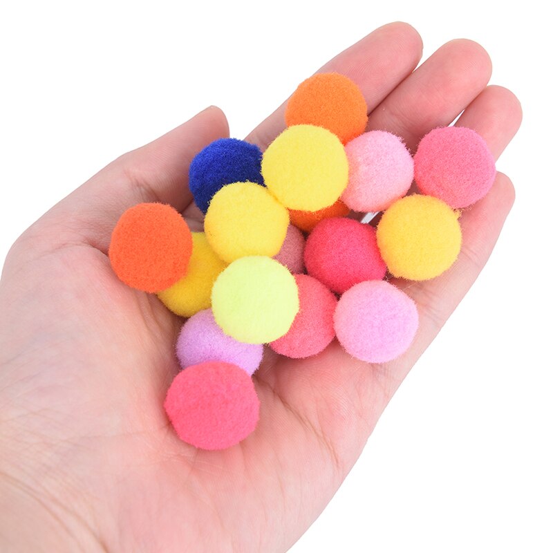 Mini pompones mullidos de colores para decoración deportiva, accesorios de 10mm y 20mm para manualidades DIY, equipo de fieltro, recuerdos de animadoras, 100 Uds.