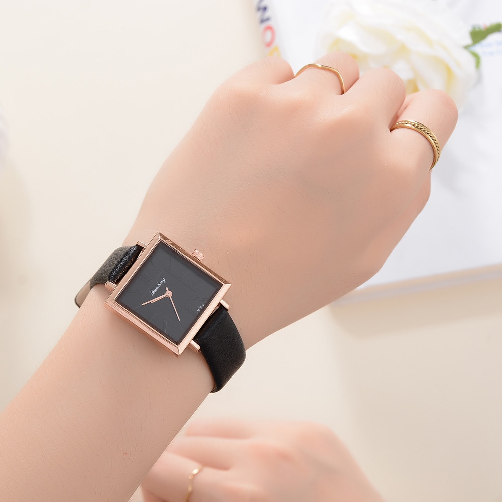Topp merke firkantet kvinner armbånd klokke kontrahert lær krystall armbåndsur kvinner kjole dame kvarts klokke dropshiping &ff