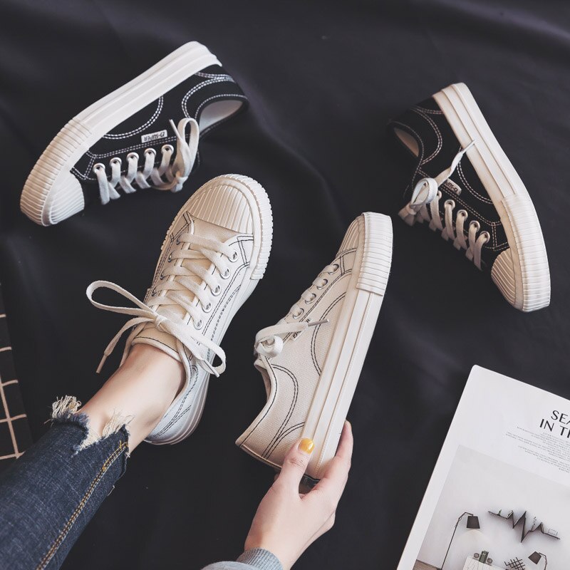 Skal vita skor dam höst all-match koreanska sneakers student casual canvas skor