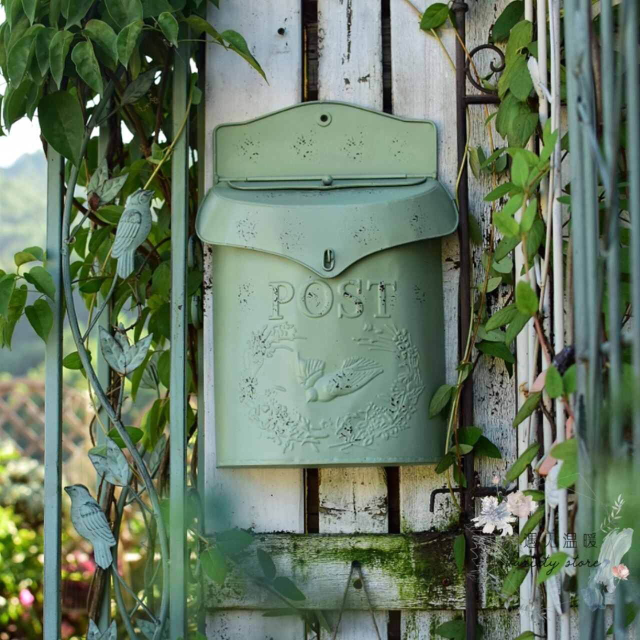 French mailbox villa gardening outdoor embossed letter box retro pastoral art flower shop cafe wall hanging decoration with lock: Green