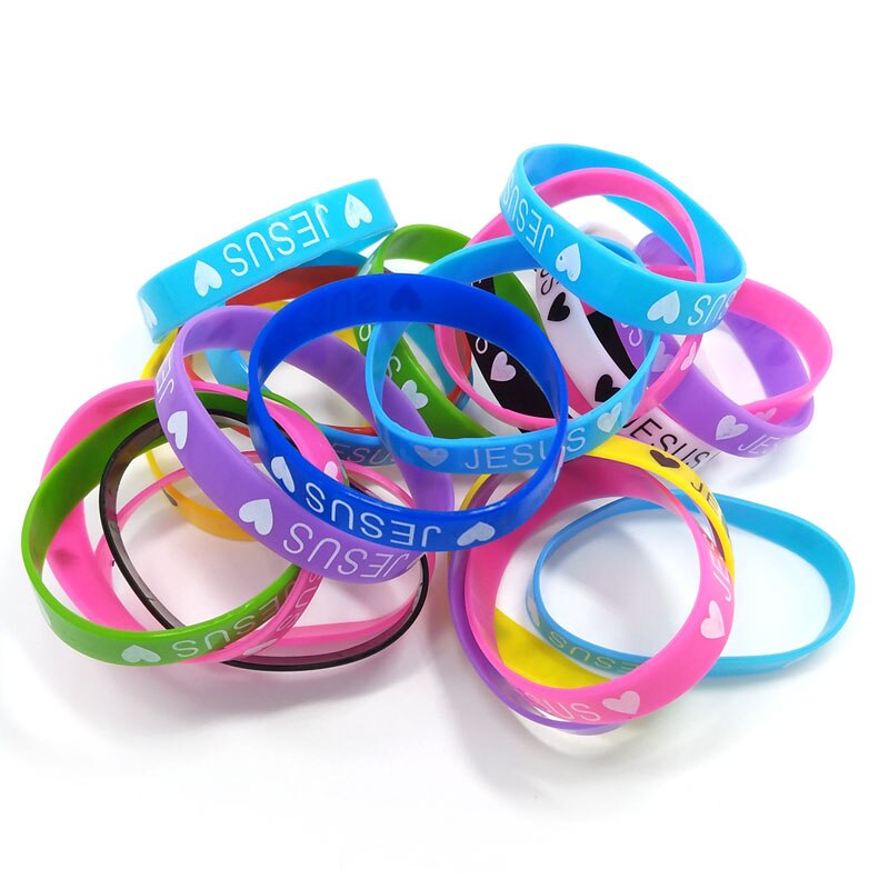 50 stück „Liebe Jesus“-armbänder aus umweltfreundlichem silikon, schmuck, farbmix (zufällige auswahl)
