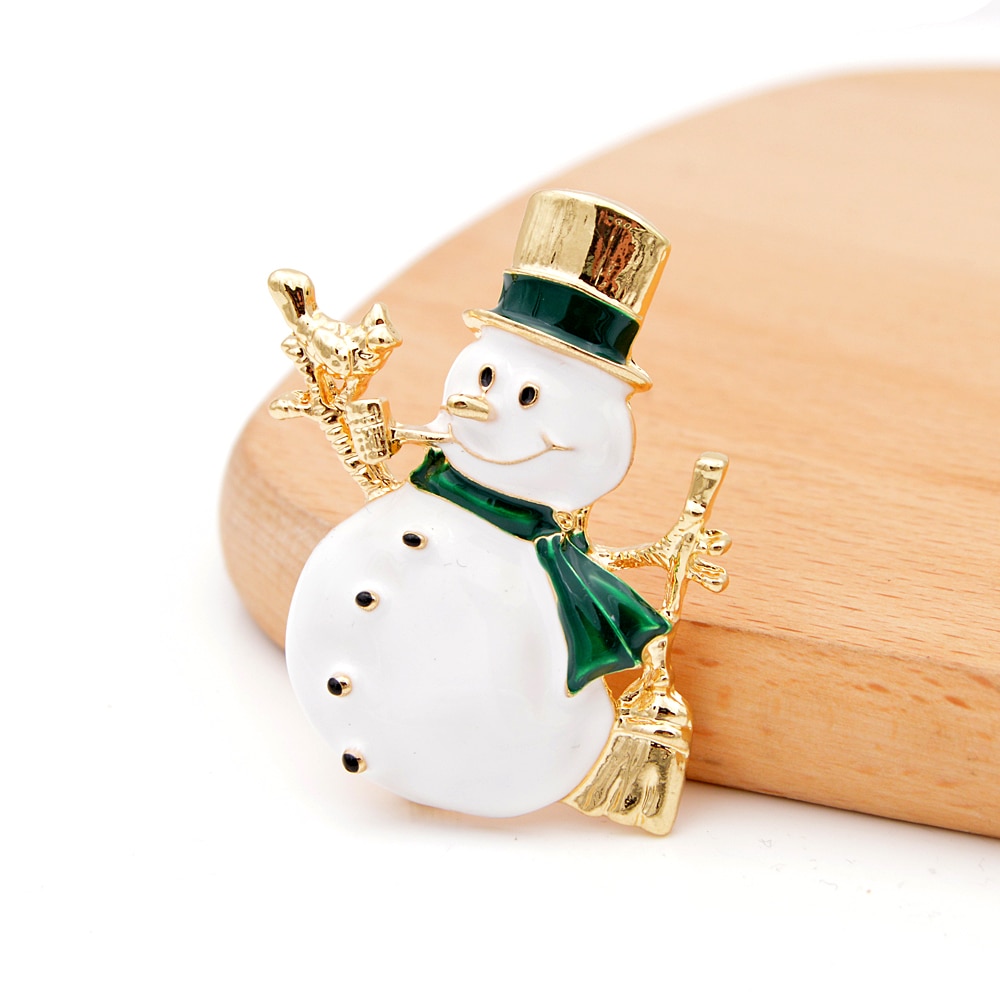 CINDY XIANG Shiny Lovely Snowman With Brooches For Women And Man Christmas Must-have Gold Hat Coat Accessories Jewelry