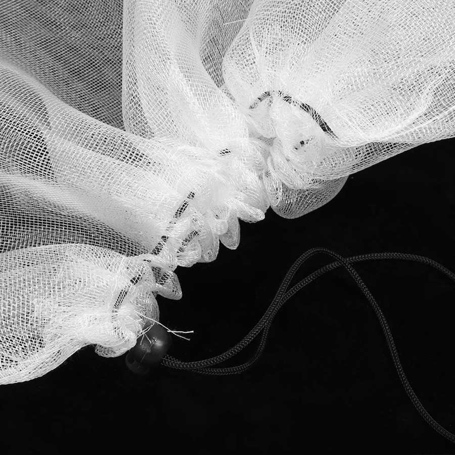 3pcs Garden Plant Covers Bug Net Insect Barrier Netting Mesh Plant Cover for Protect Tree Plant Flower Plant Protective Mesh Bag