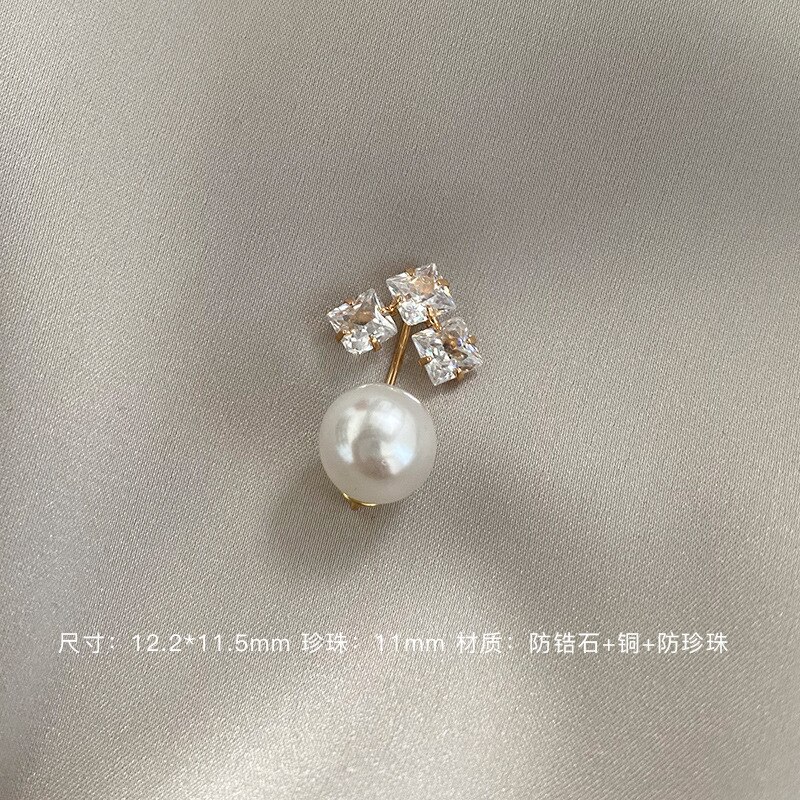 Brooch-Exposure Buckle Useful Product Cardigan Receiving Neckline Small Pin Fixed Clothes Decoration Safety Pin Pearl Accessorie: 12  Three way Zirconium Section