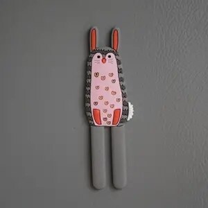 Animal Magnetic Hooks Multifunctional Removable Decorative Fridge Sticker Refrigerator Message Magnet Key Holder: rabbit